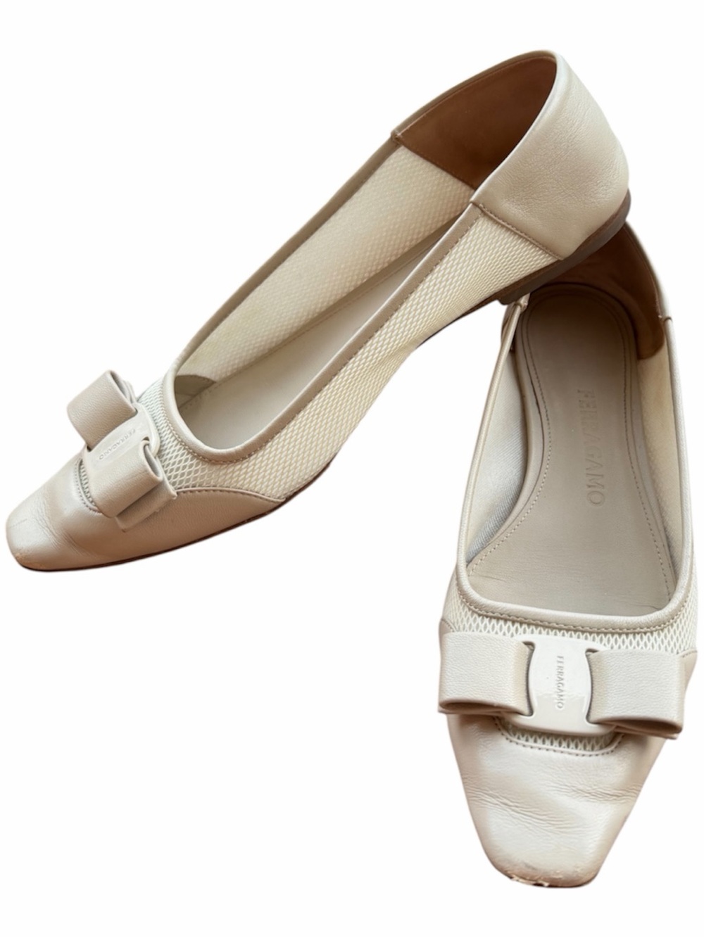SALVATORE FERRAGAMO beige leather mesh bow flats women 6.5 READ DESCRIPTION